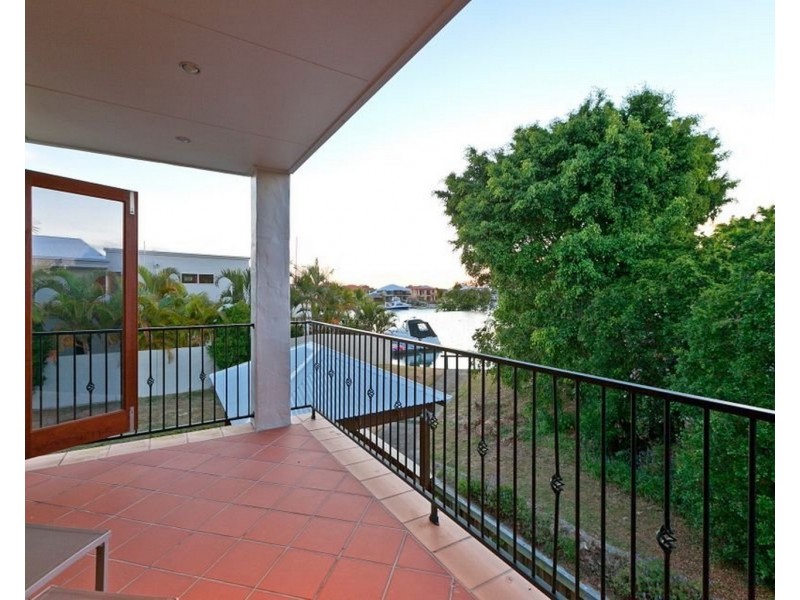8 Paxton Street, Raby Bay QLD 4163