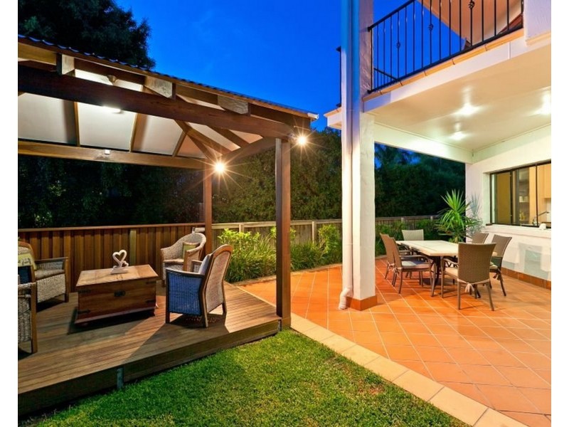 8 Paxton Street, Raby Bay QLD 4163
