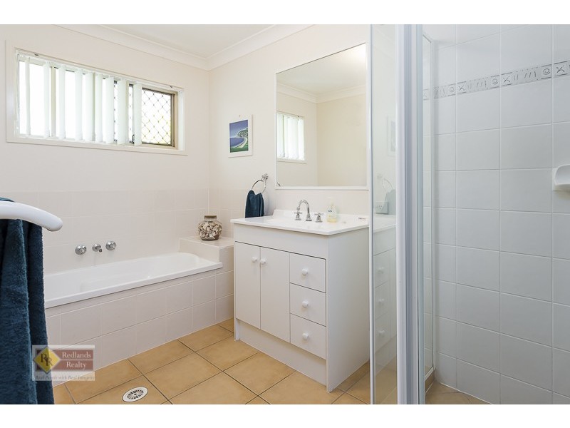 19 Creekside Circuit West, Victoria Point QLD 4165