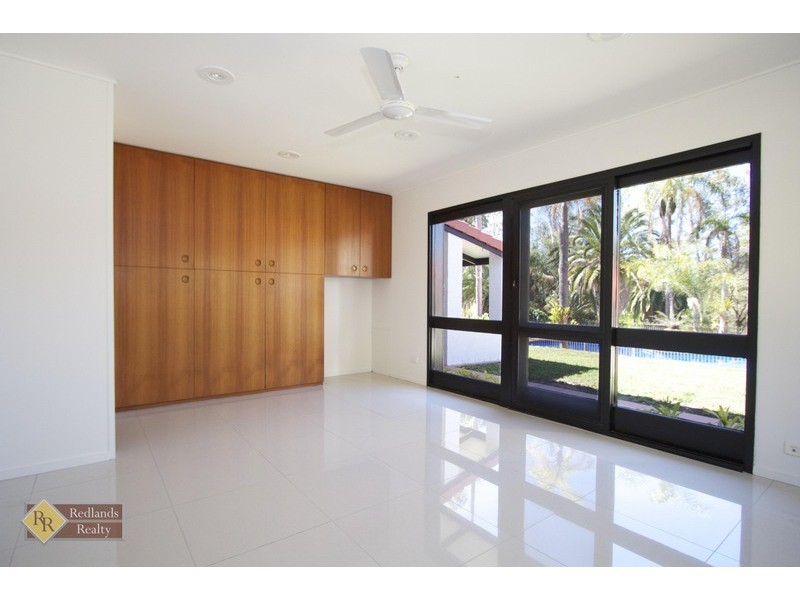 353 Woodlands Drive, Sheldon QLD 4157