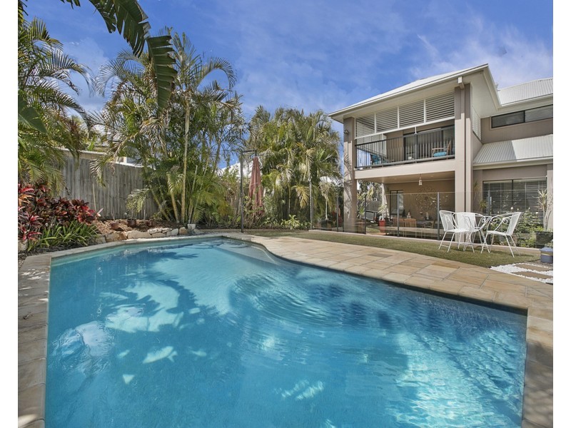 89 Penzance Drive, Redland Bay QLD 4165
