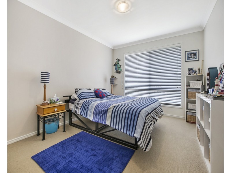 89 Penzance Drive, Redland Bay QLD 4165