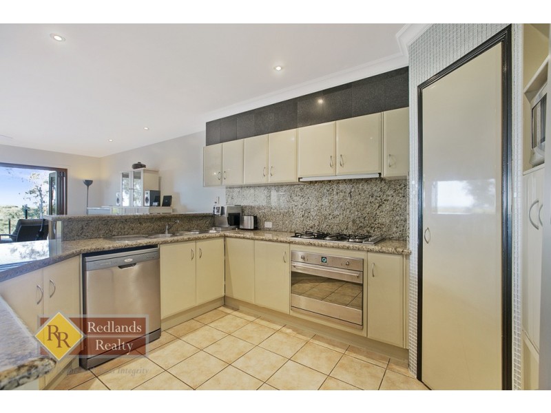 25 Mooroondu Road, Thorneside QLD 4158