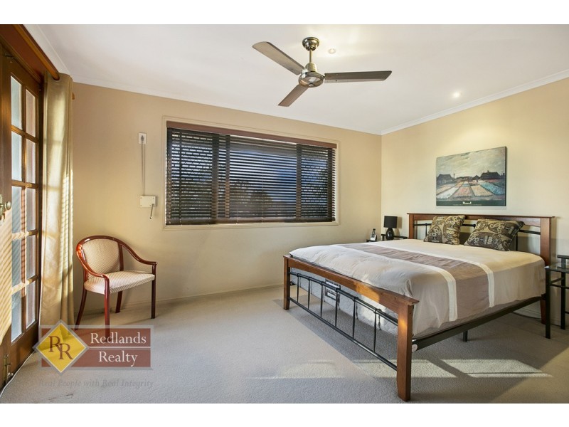 25 Mooroondu Road, Thorneside QLD 4158