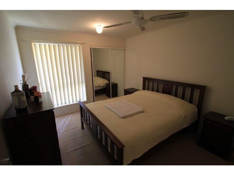 2/23 Thorngate Drive, Robina QLD 4226
