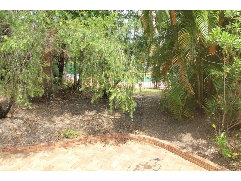 2/23 Thorngate Drive, Robina QLD 4226
