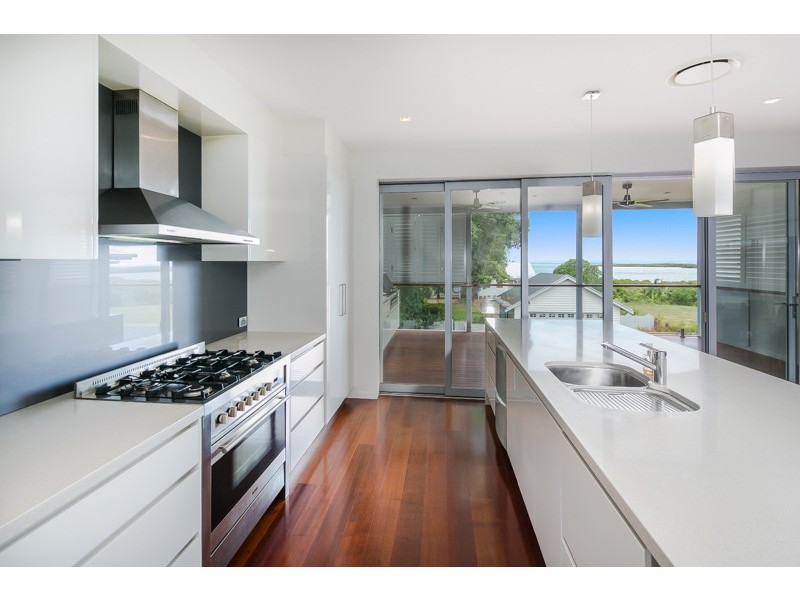 217 Main Road, Wellington Point QLD 4160