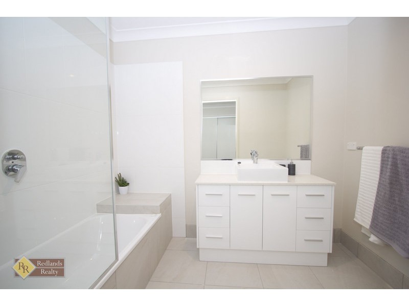 1/43 Surman Street, Birkdale QLD 4159