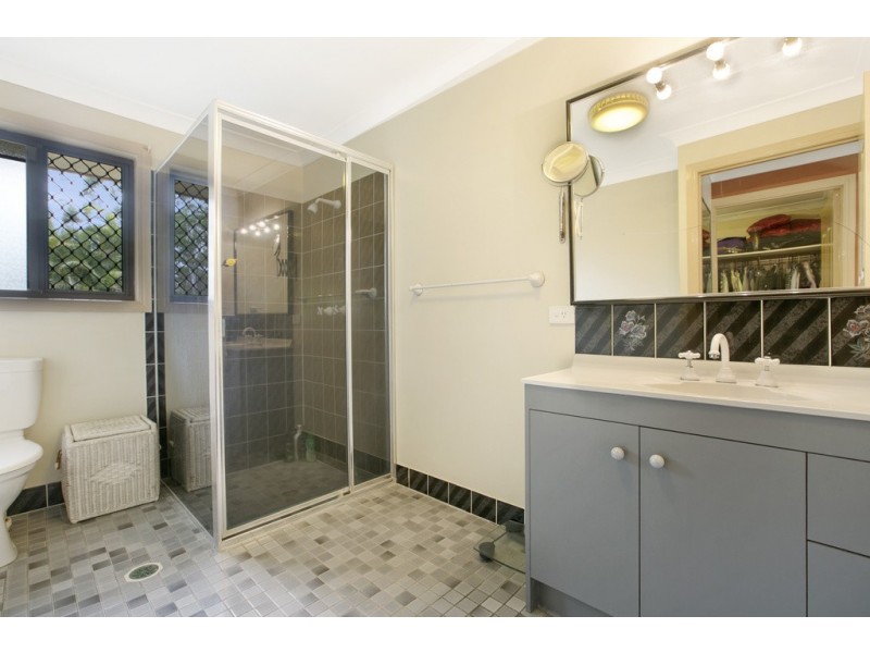 563 Redland Bay Road, Capalaba QLD 4157