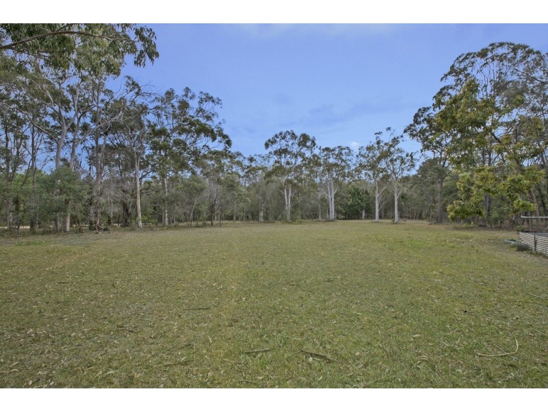 563 Redland Bay Road, Capalaba QLD 4157