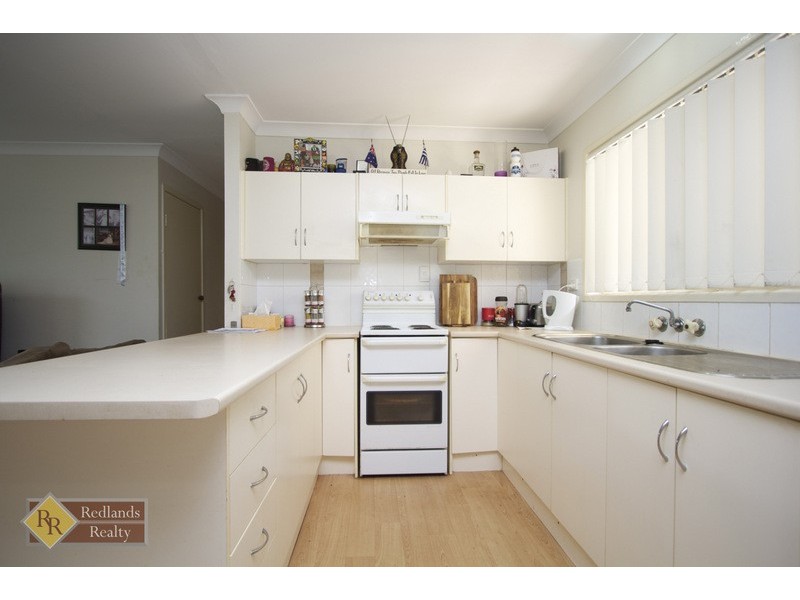 33 Thomas Street, Birkdale QLD 4159