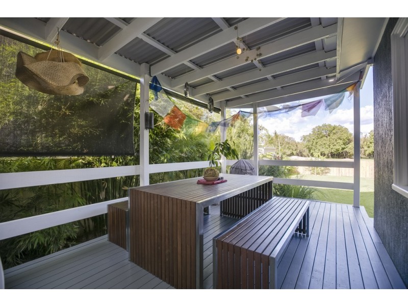 63 Thomas Street, Birkdale QLD 4159