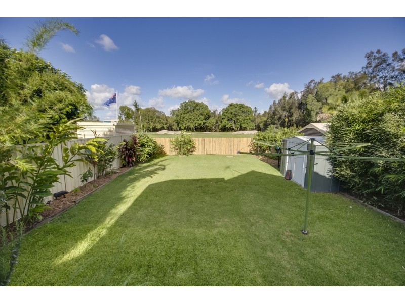 63 Thomas Street, Birkdale QLD 4159