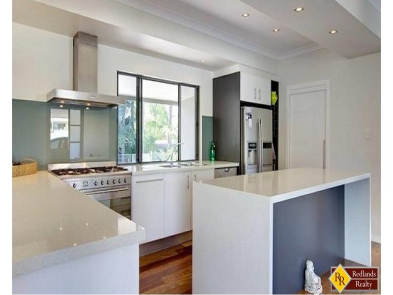 4 Parnka Street, Wellington Point QLD 4160