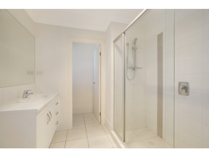 128 Beach Street, Cleveland QLD 4163