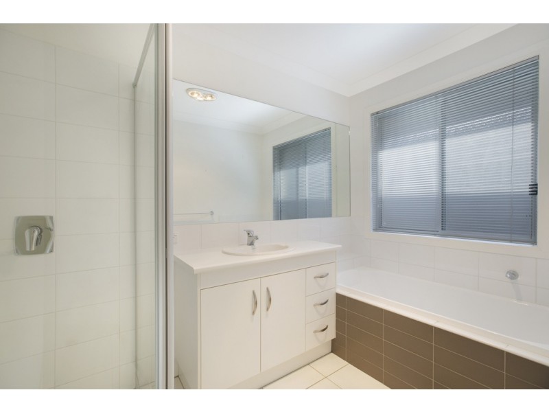 128 Beach Street, Cleveland QLD 4163