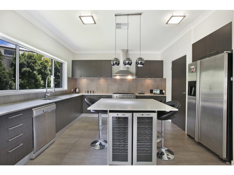 10 Bay Crest Place, Thornlands QLD 4164