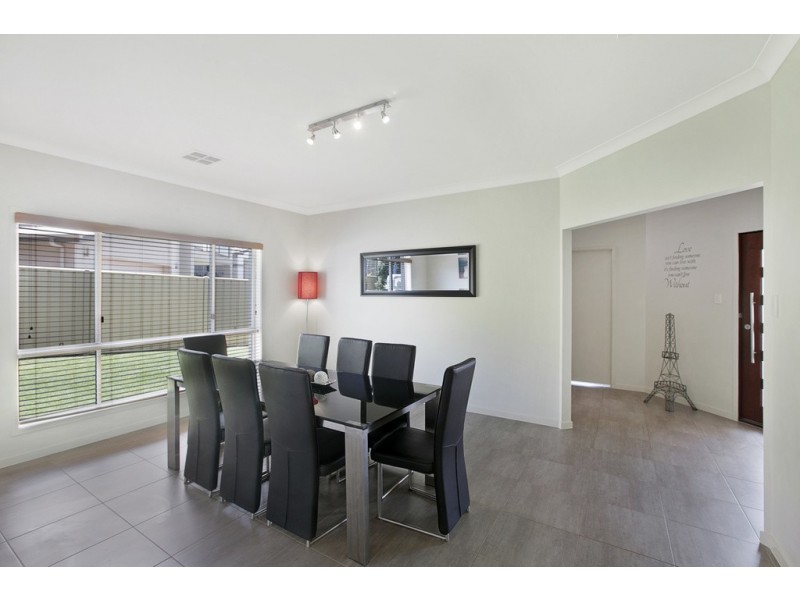 10 Bay Crest Place, Thornlands QLD 4164