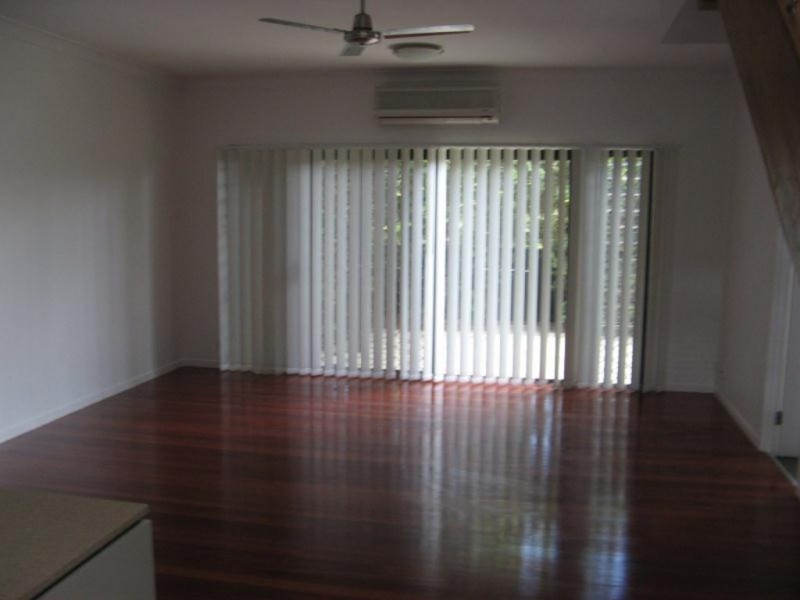 1/2 Duncan Street, Wellington Point QLD 4160