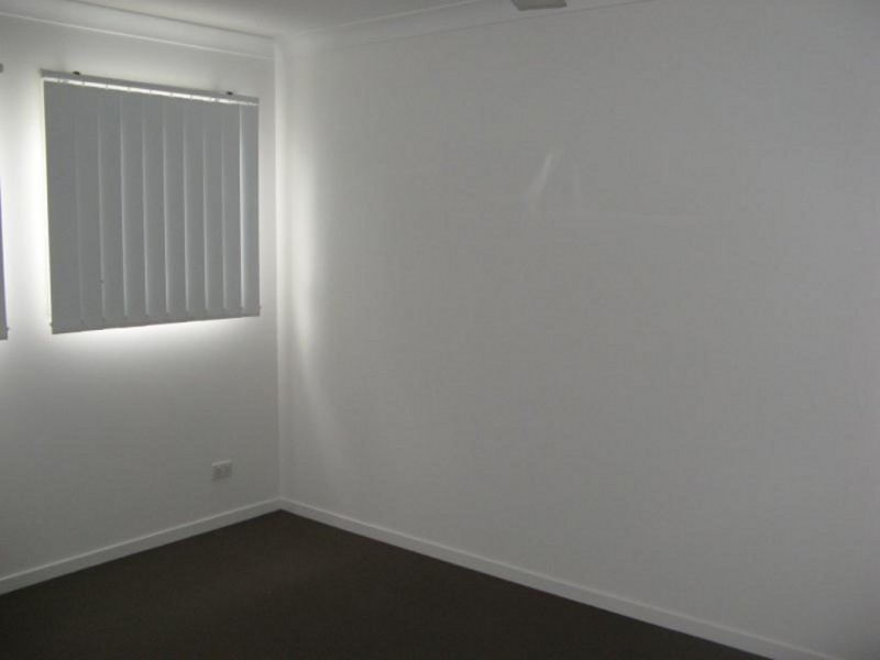 1/2 Duncan Street, Wellington Point QLD 4160