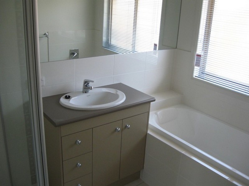 17 Poynter Street, Redland Bay QLD 4165