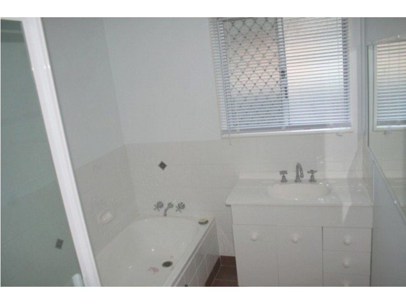 69 London Street, Eight Mile Plains QLD 4113