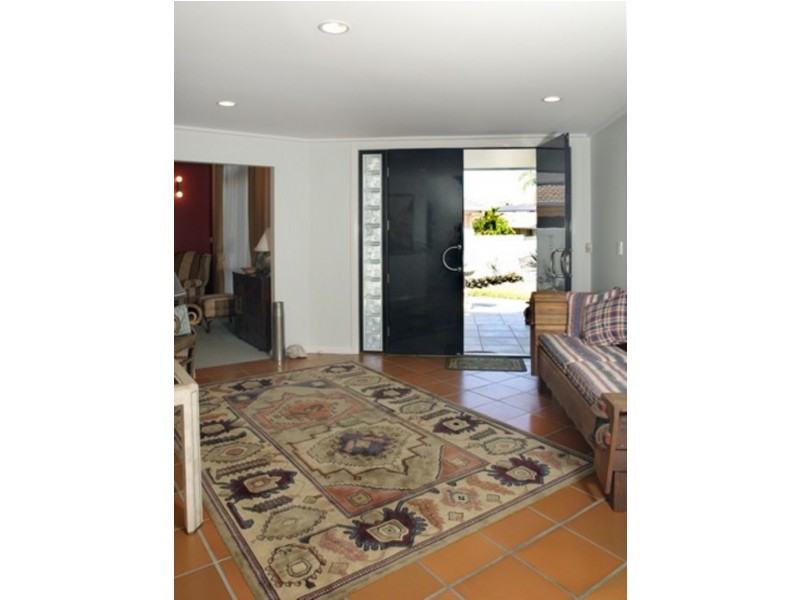 6 Keel Street, Birkdale QLD 4159