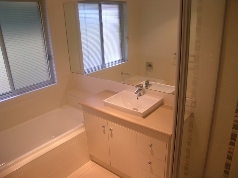 176 Waterloo street, Cleveland QLD 4163