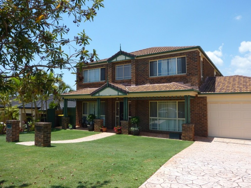 10 Queensbury Crt, Wellington Point QLD 4160