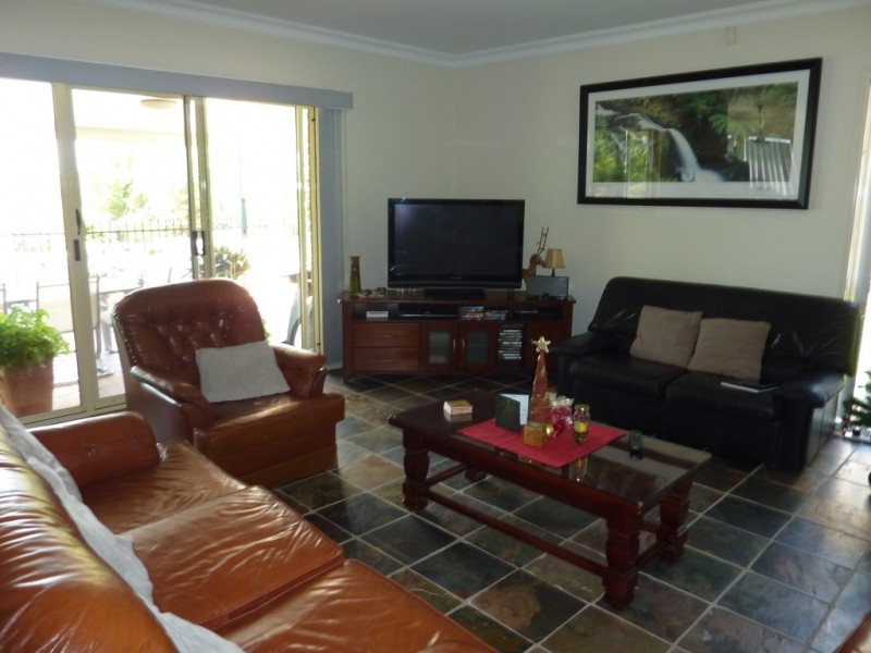 10 Queensbury Crt, Wellington Point QLD 4160