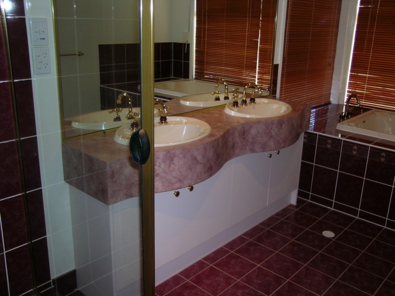 10 Queensbury Crt, Wellington Point QLD 4160