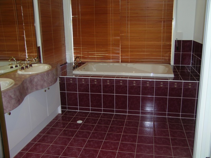 10 Queensbury Crt, Wellington Point QLD 4160