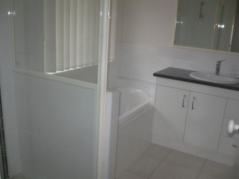 11 Lizard Place, Redland Bay QLD 4165