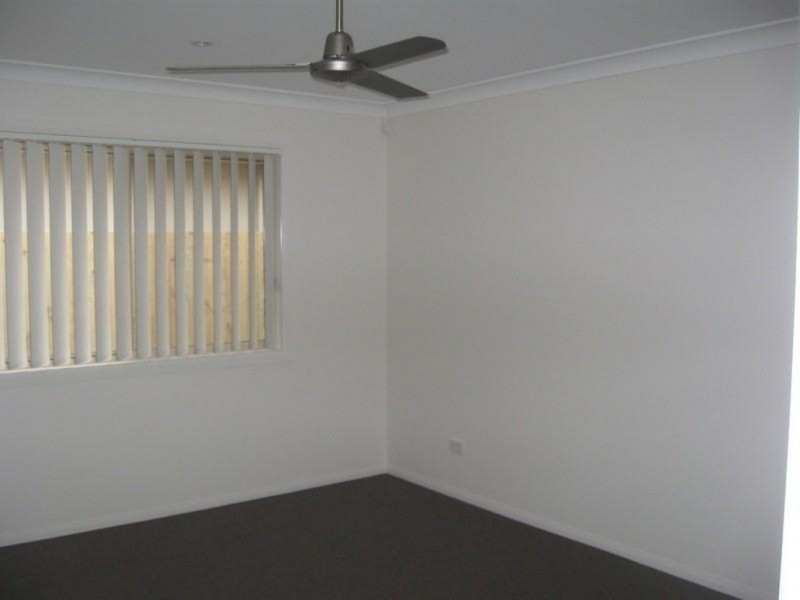 11 Lizard Place, Redland Bay QLD 4165