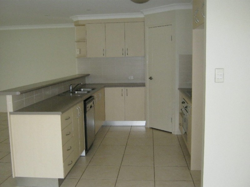 7 Timkelnik Crescent, Victoria Point QLD 4165