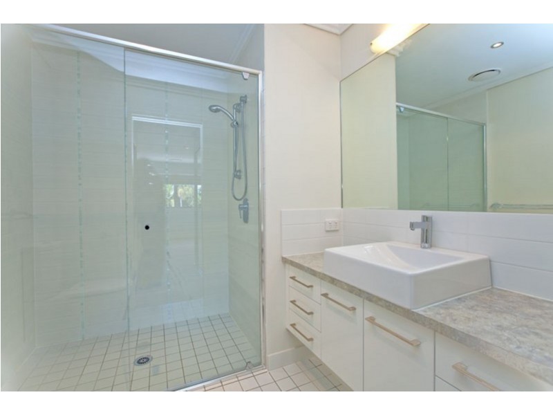 11/62-64 Island Street, Cleveland QLD 4163