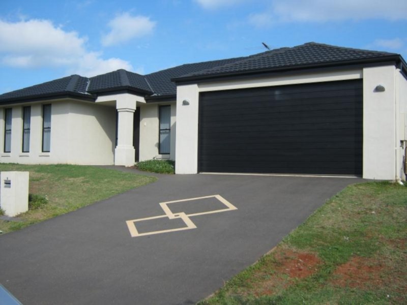 3 Stella Court, Redland Bay QLD 4165
