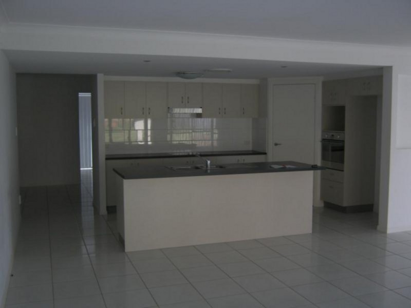 3 Stella Court, Redland Bay QLD 4165