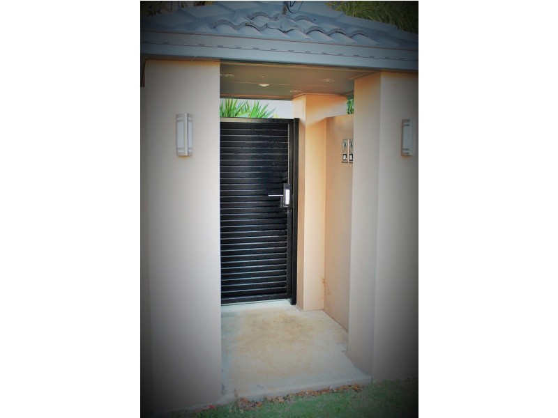 1/19 Henry Street, Thorneside QLD 4158