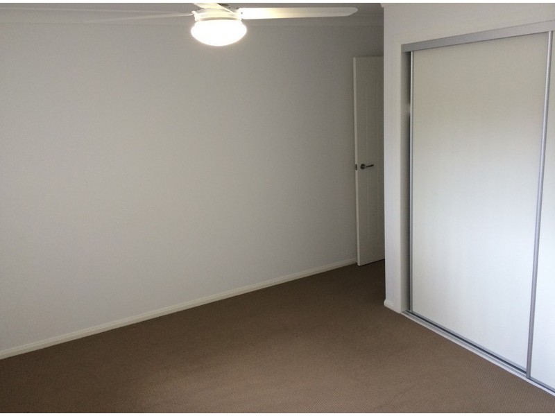 2/31 Riley Peter Place, Cleveland QLD 4163