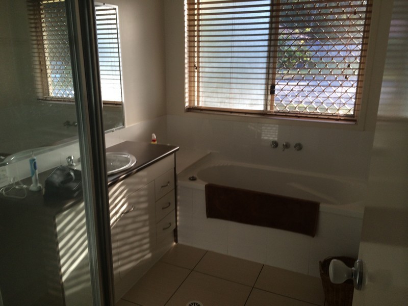 29 Green Place, Redland Bay QLD 4165