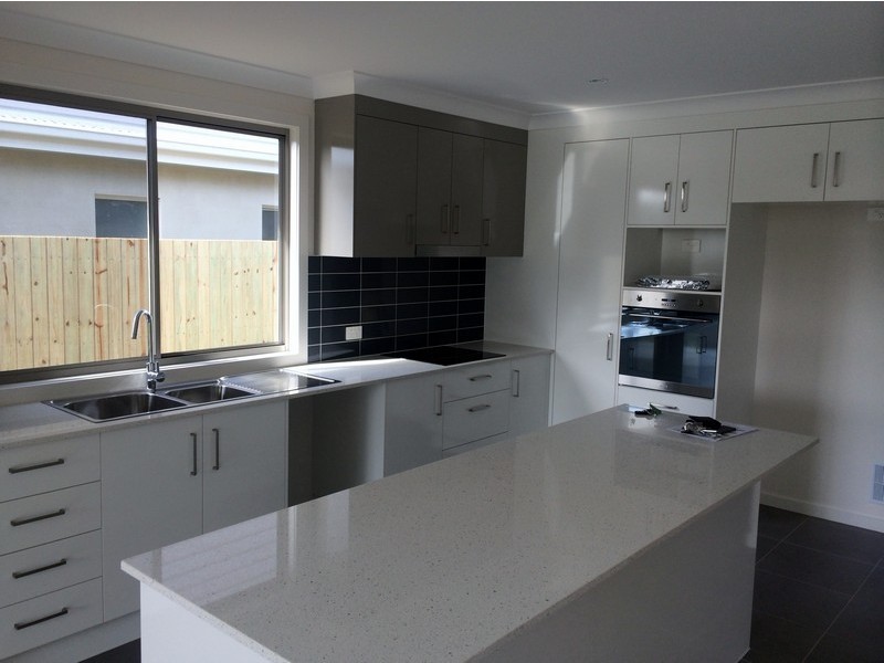 13 Dart Street, Redland Bay QLD 4165