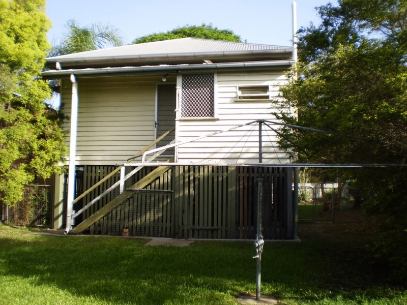 32 Robinson Street, Coorparoo QLD 4151