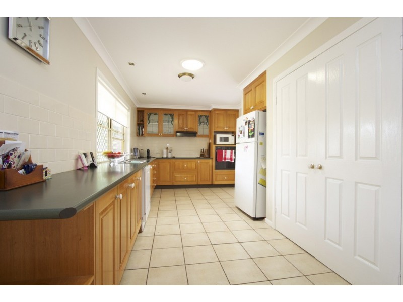 14 Cashew Court, Birkdale QLD 4159