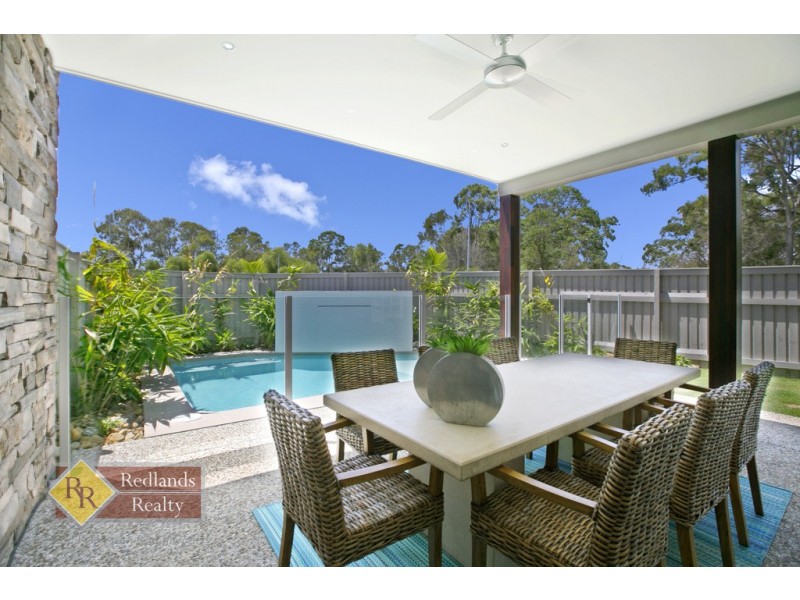 10 Sandalwood Street, Thornlands QLD 4164