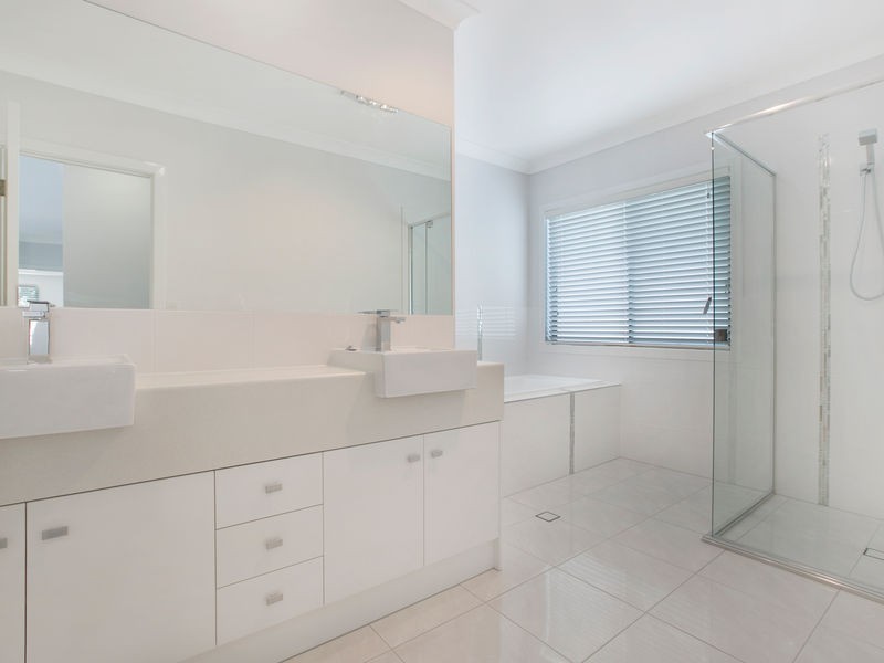 81 Bainbridge Street, Ormiston QLD 4160