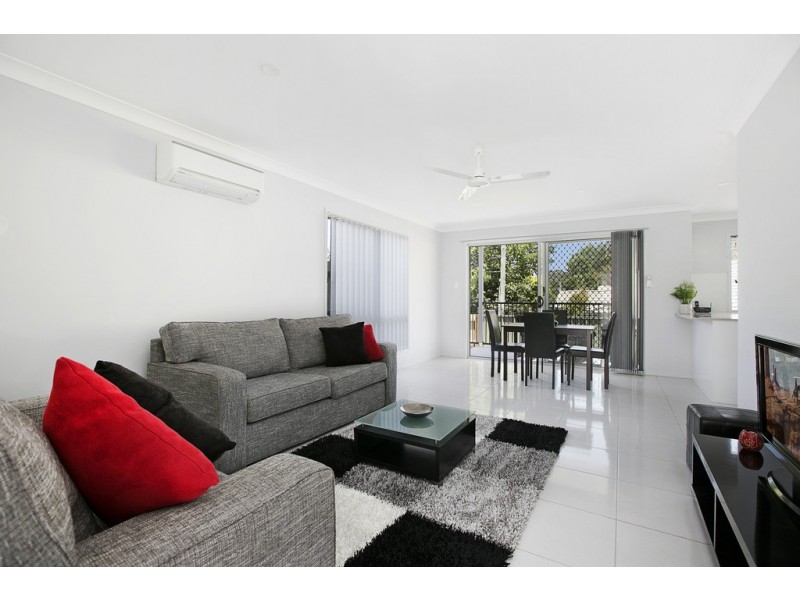 58 Valantine Road, Birkdale QLD 4159