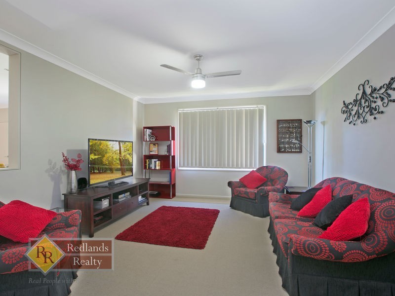 8 Kingsway Street, Wellington Point QLD 4160