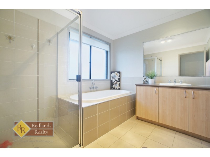 16 Coachwood Street, Redland Bay QLD 4165