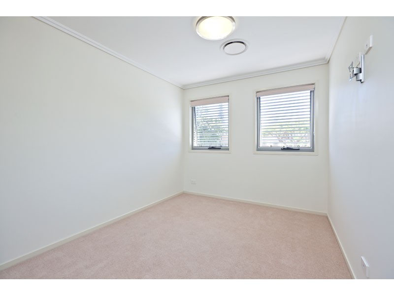 2/62-64 Island Street, Cleveland QLD 4163